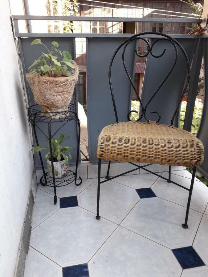 Apartment In Purtseladze Street Tbilisi Eksteriør bilde